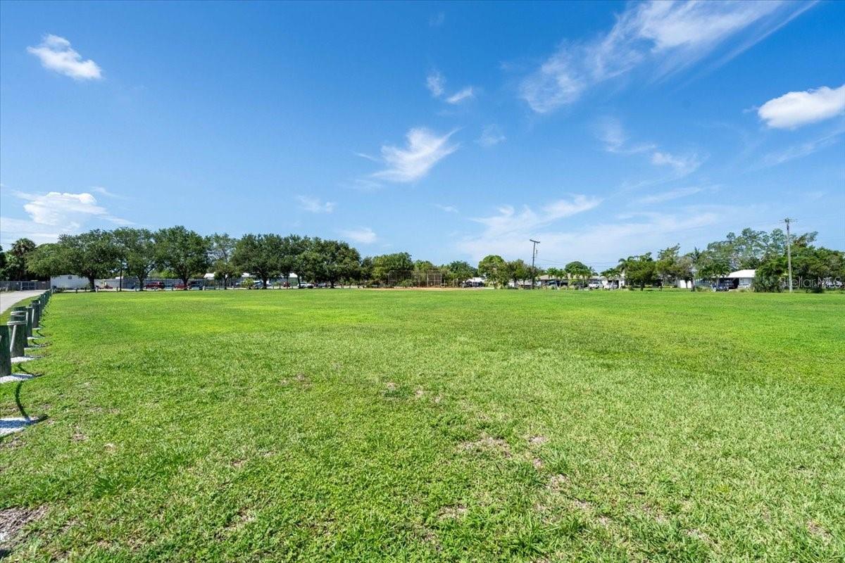 Image 54 of 55 For 3015 Florida Boulevard