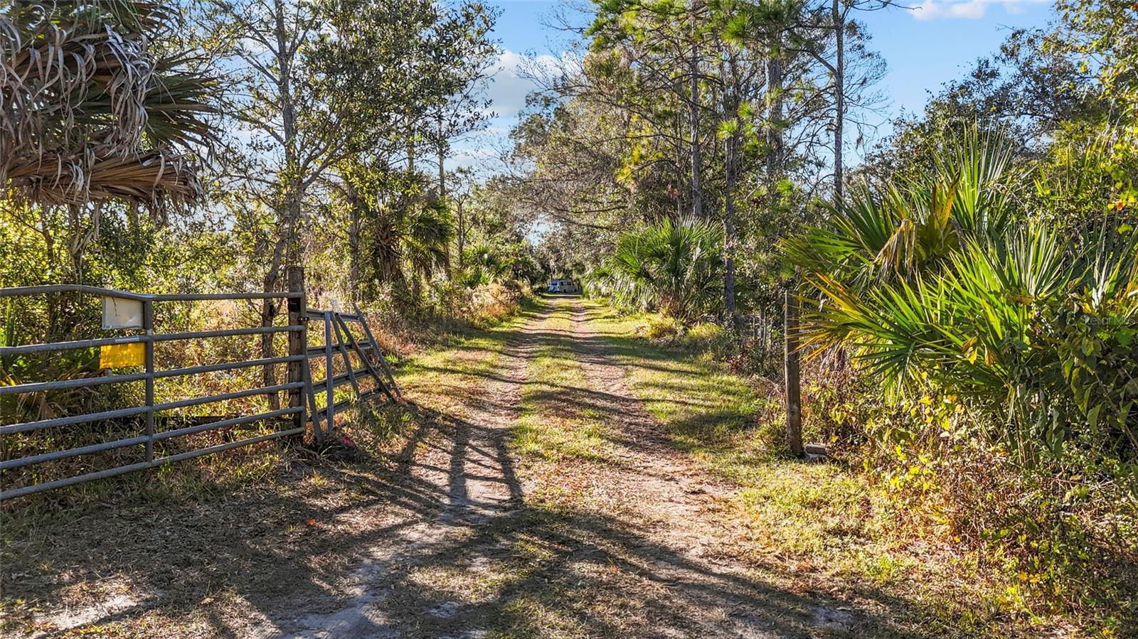 Image 27 of 30 For 1211 Eucalyptus Avenue