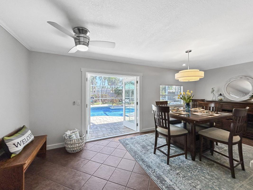 Image 13 of 24 For 10011 46th Avenue W