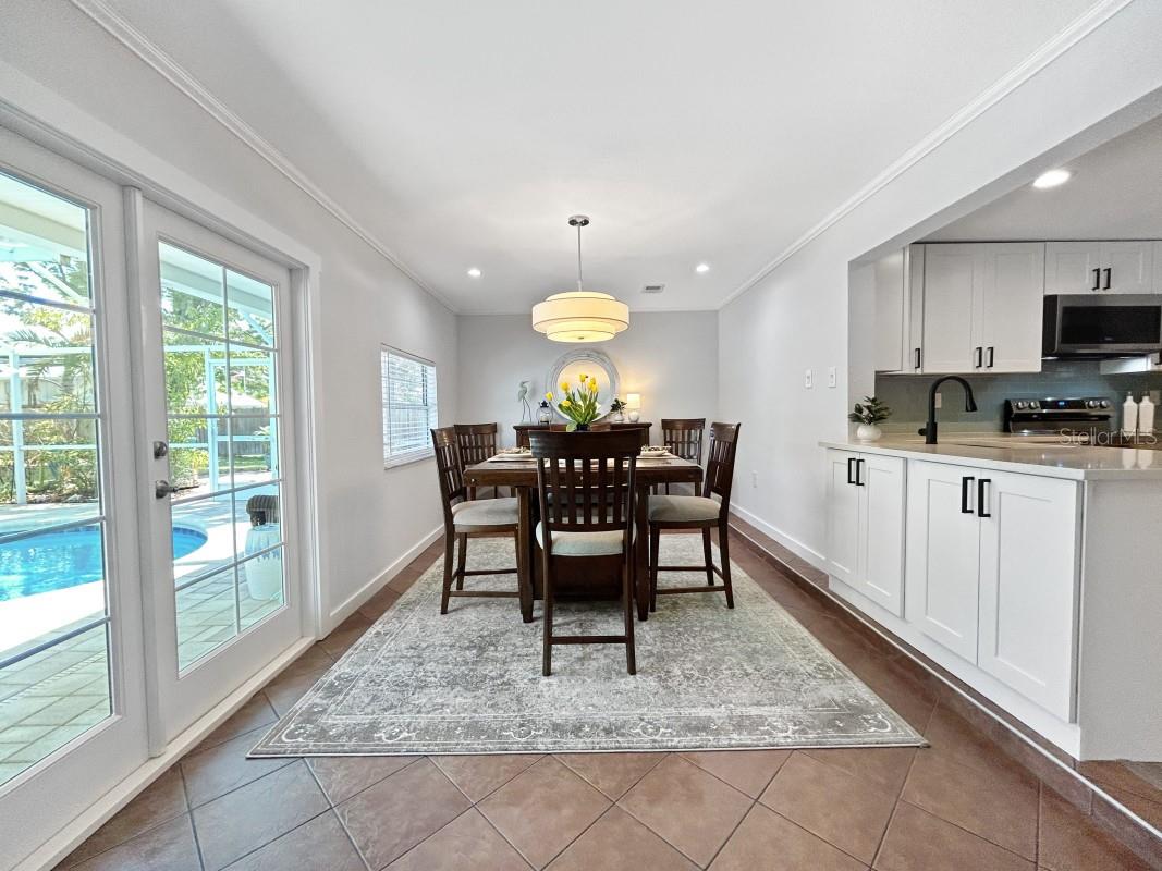 Image 17 of 24 For 10011 46th Avenue W