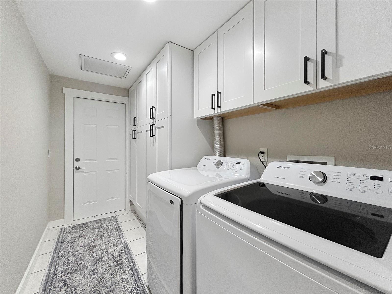 Image 2 of 24 For 10011 46th Avenue W