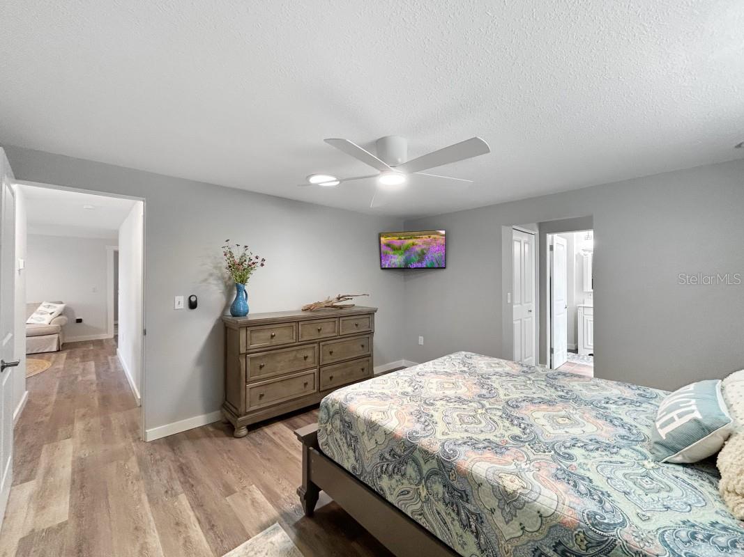 Image 5 of 24 For 10011 46th Avenue W