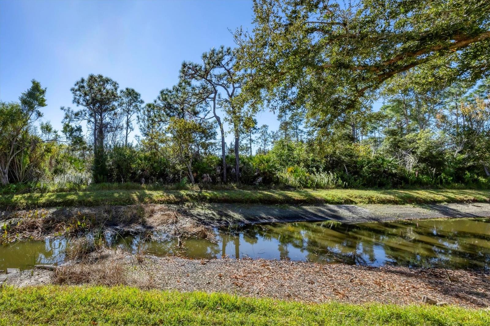 Image 26 of 47 For 4213 Vicenza Drive A2