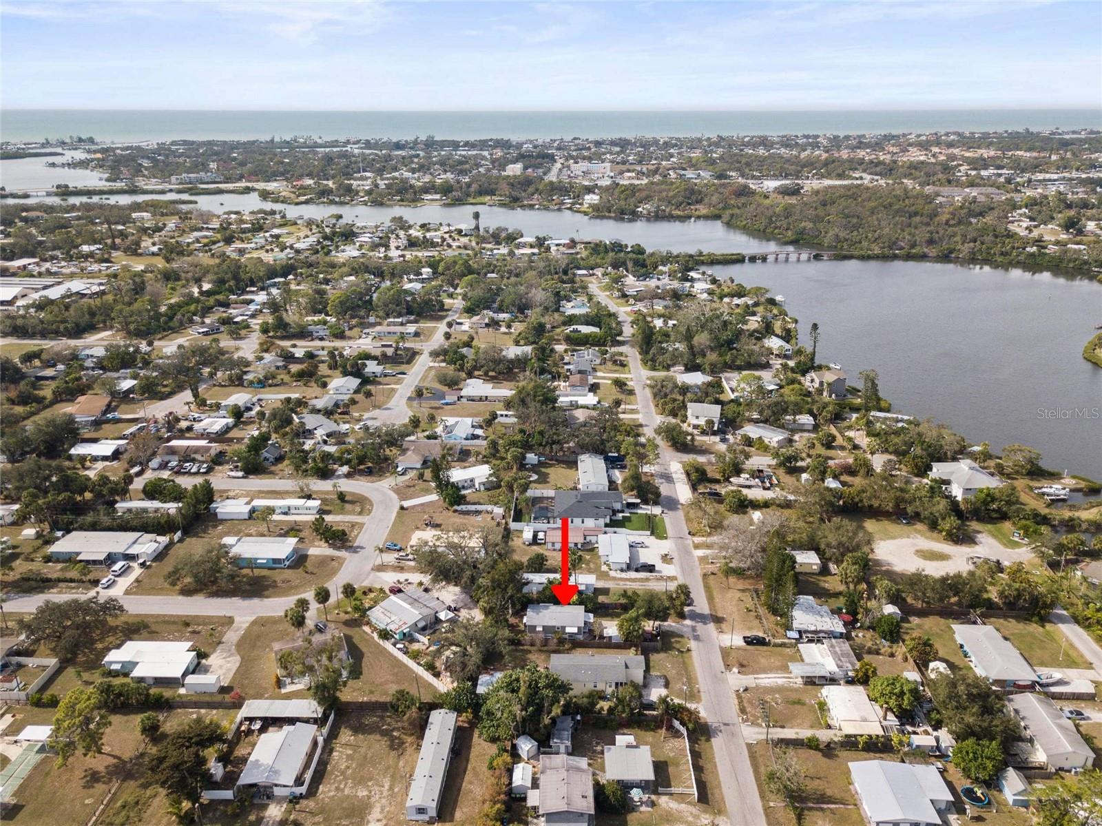 Image 18 of 19 For 905 Padua Court