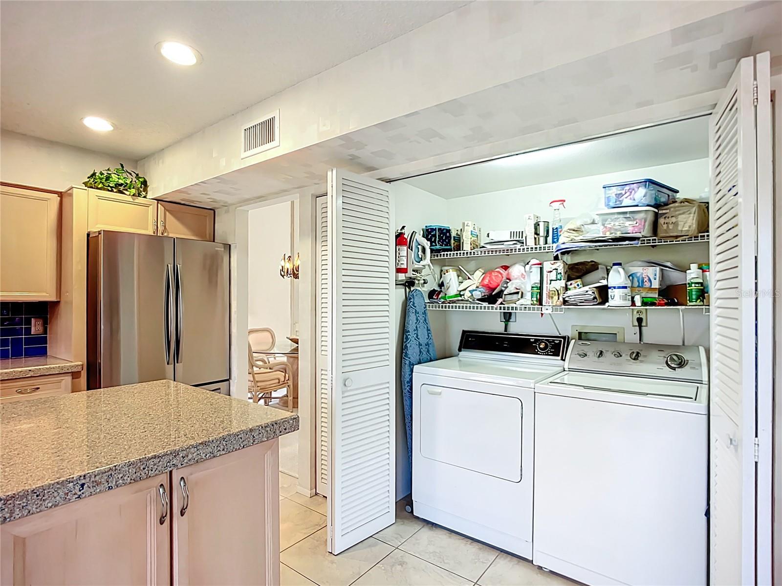 Image 12 of 52 For 4683 Oak Hollow Drive 3