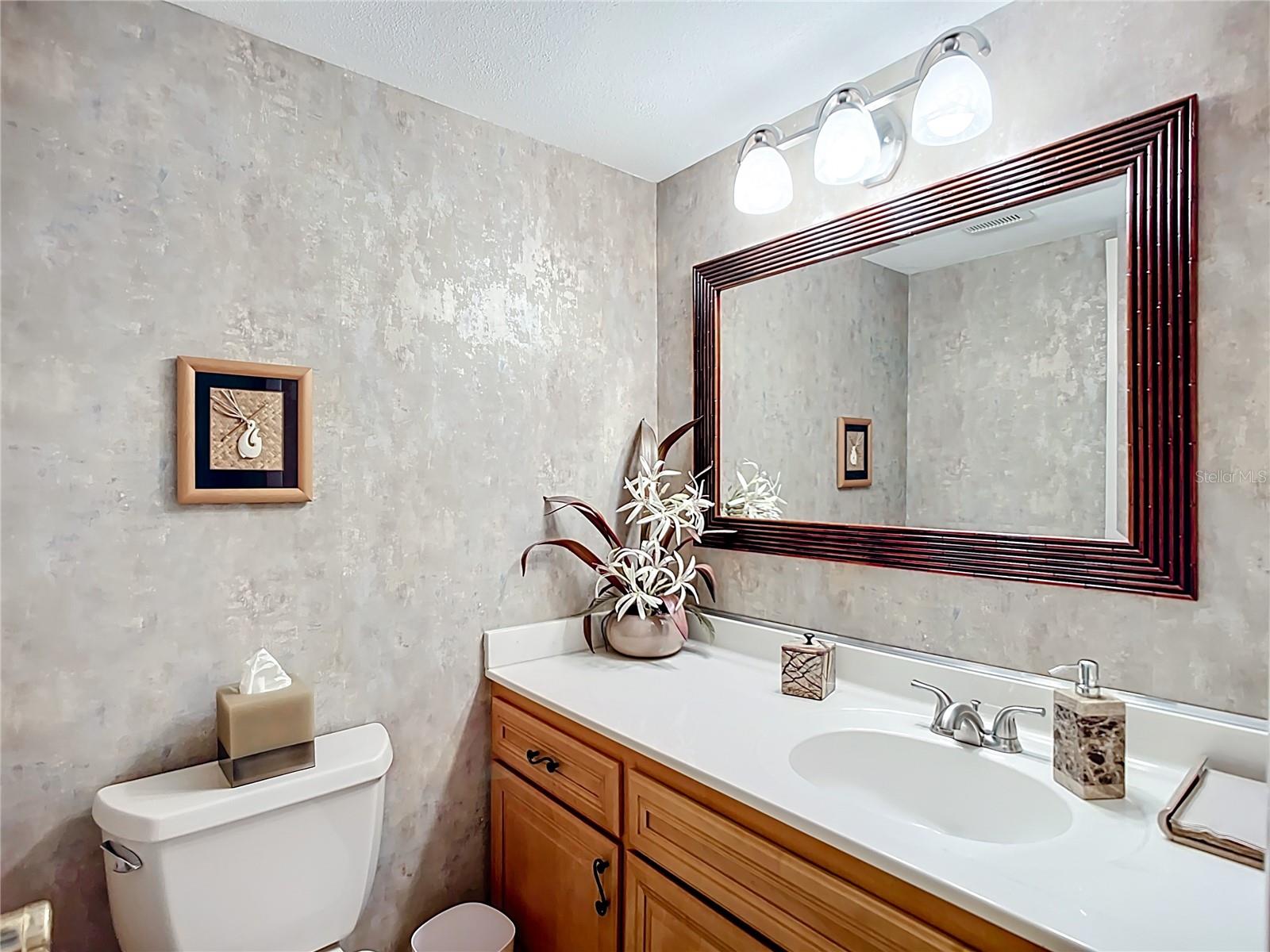 Image 29 of 52 For 4683 Oak Hollow Drive 3