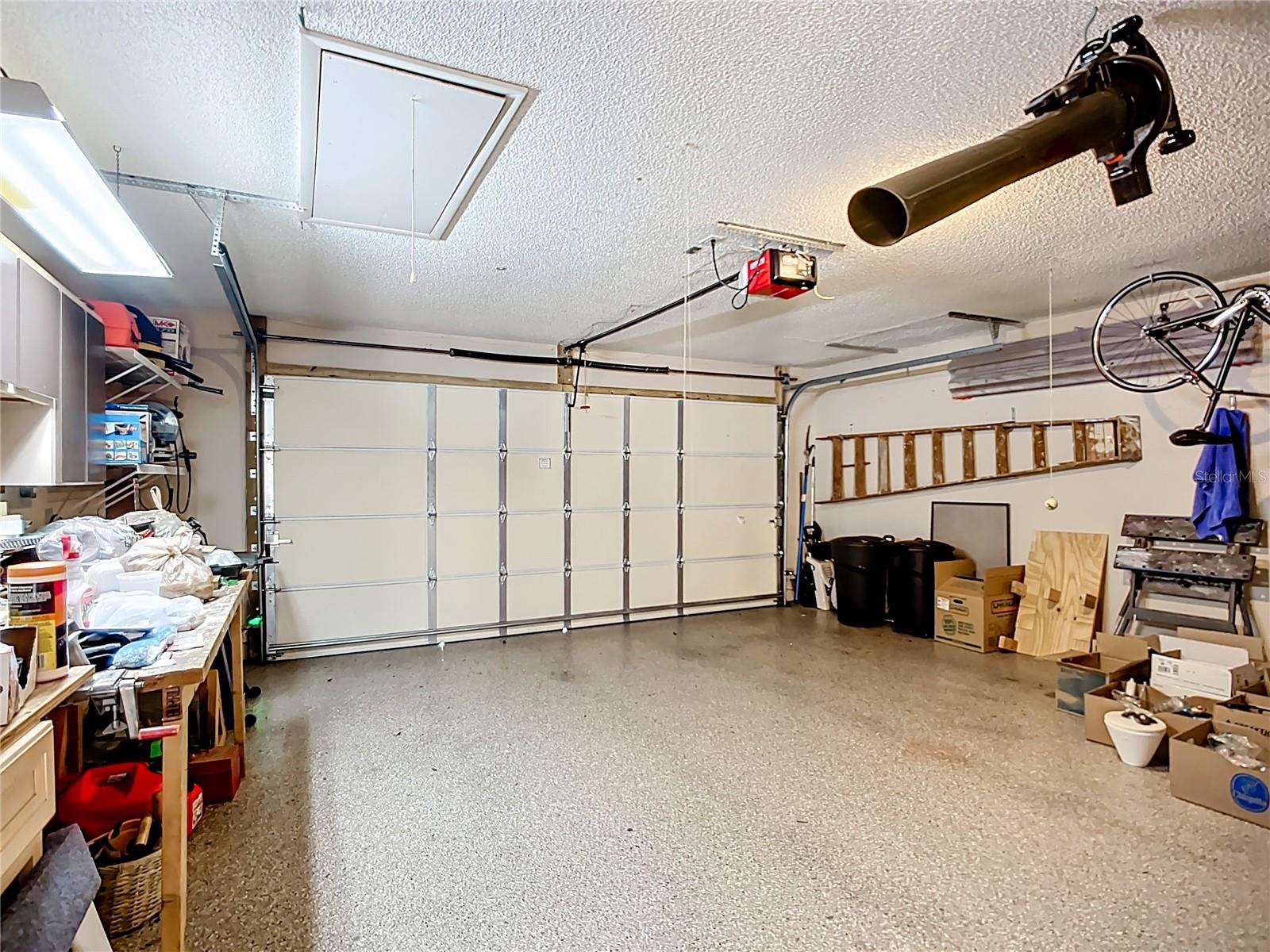 Image 31 of 52 For 4683 Oak Hollow Drive 3