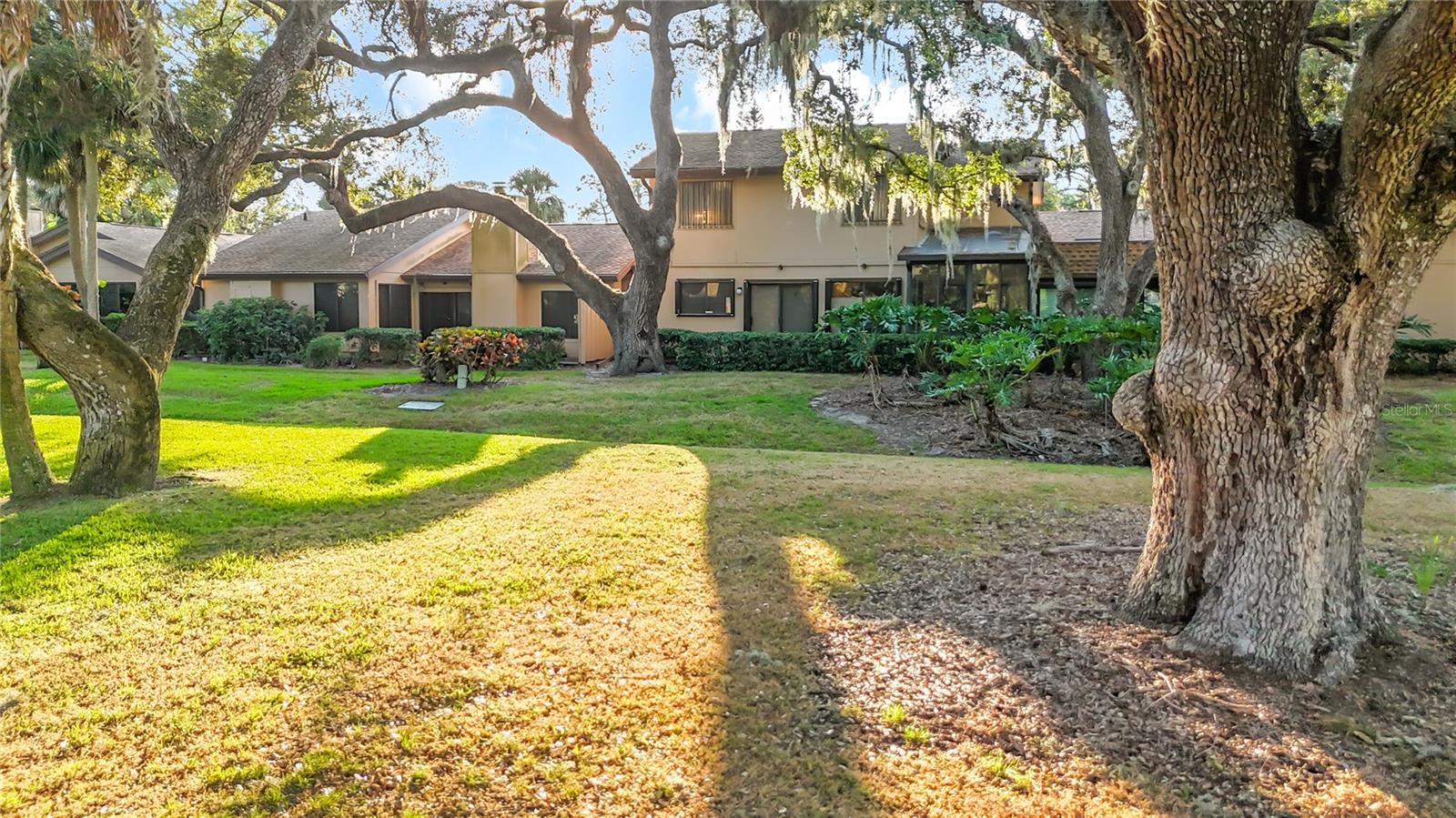 Image 44 of 52 For 4683 Oak Hollow Drive 3