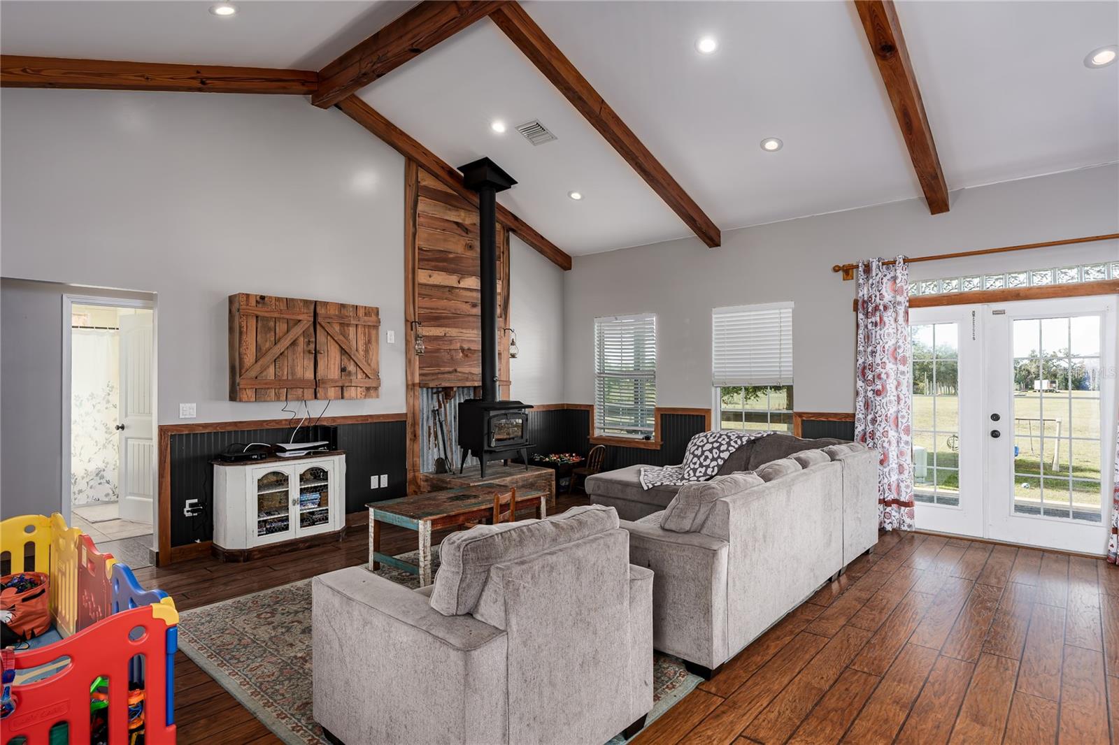 Image 10 of 47 For 10619 Bud Rhoden Road