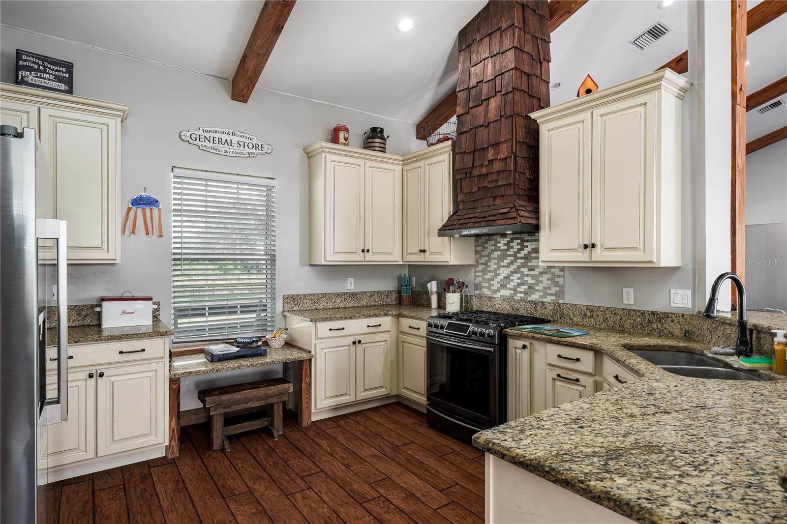 Image 16 of 47 For 10619 Bud Rhoden Road