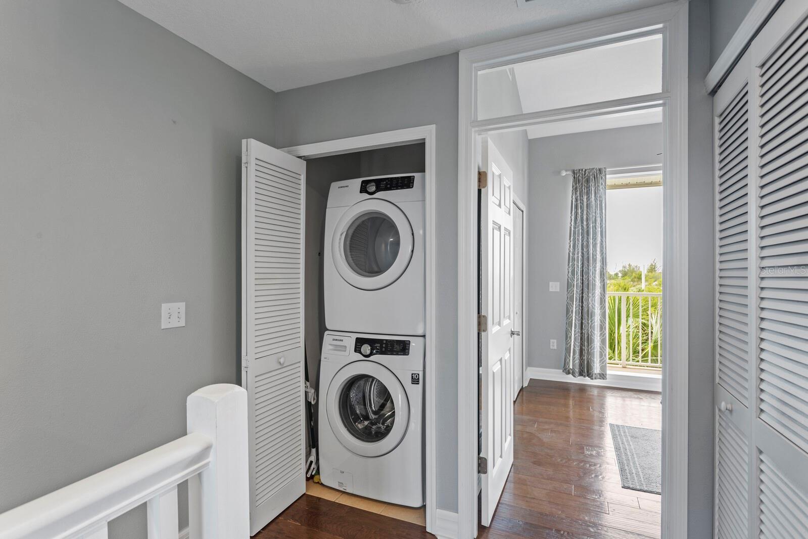 Image 27 of 61 For 464 Bahia Beach Boulevard