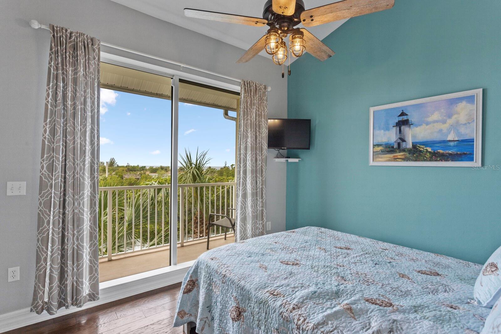 Image 29 of 61 For 464 Bahia Beach Boulevard