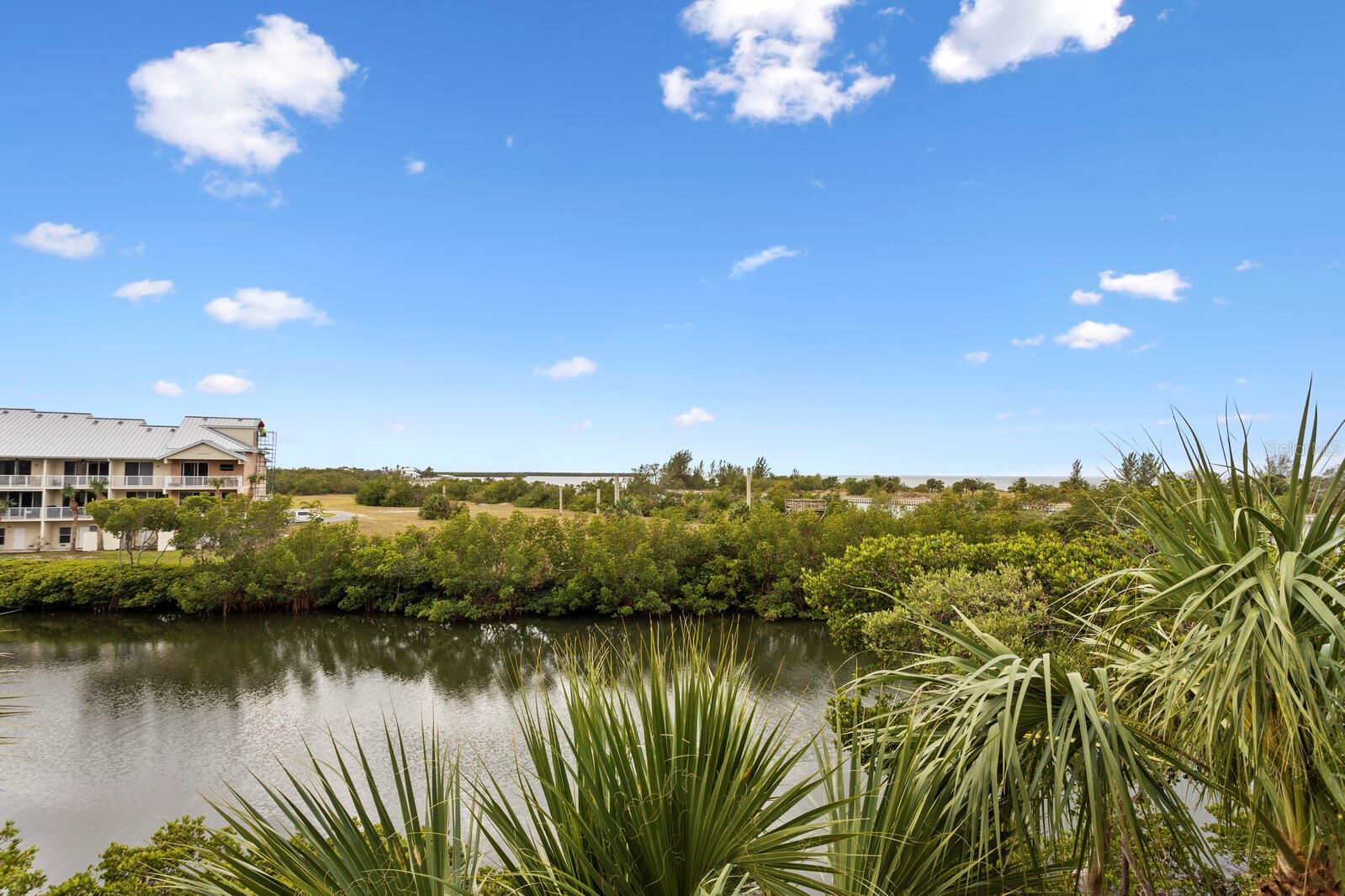 Image 32 of 61 For 464 Bahia Beach Boulevard