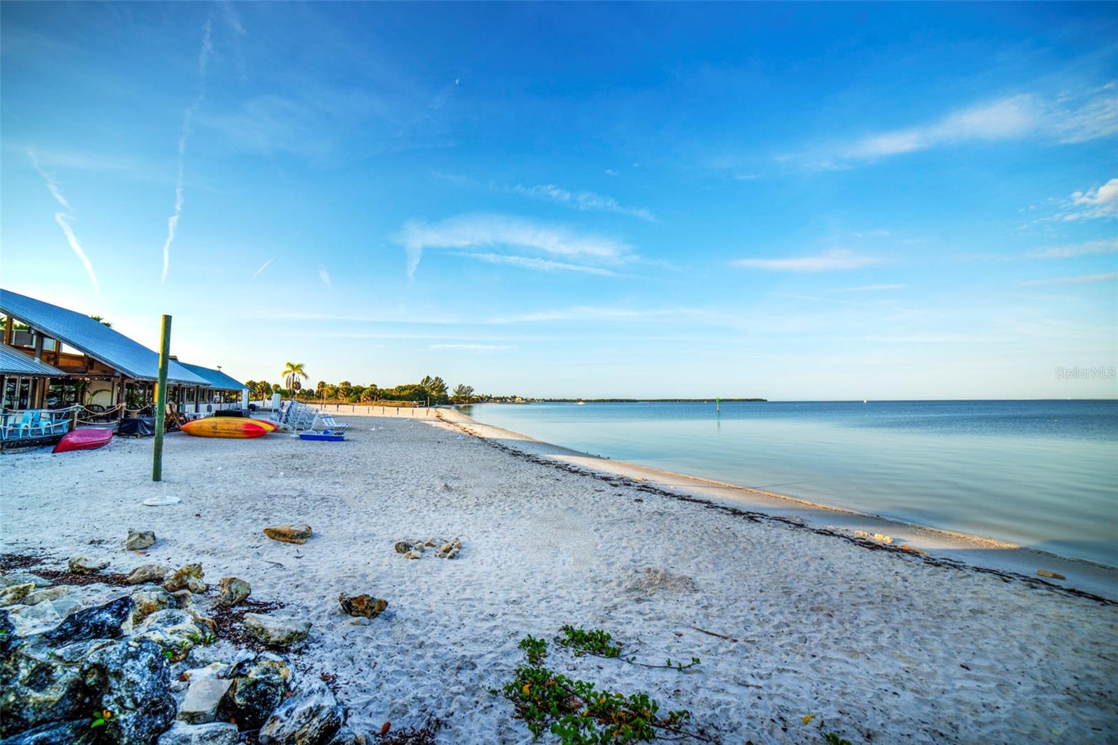 Image 40 of 61 For 464 Bahia Beach Boulevard