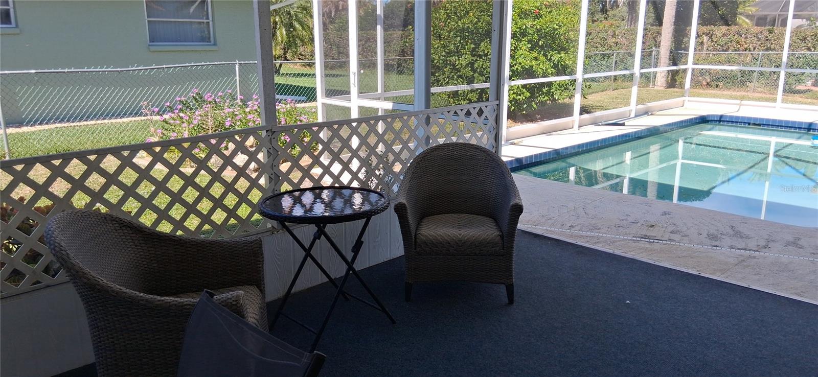 Image 24 of 34 For 441 Rubens Drive E