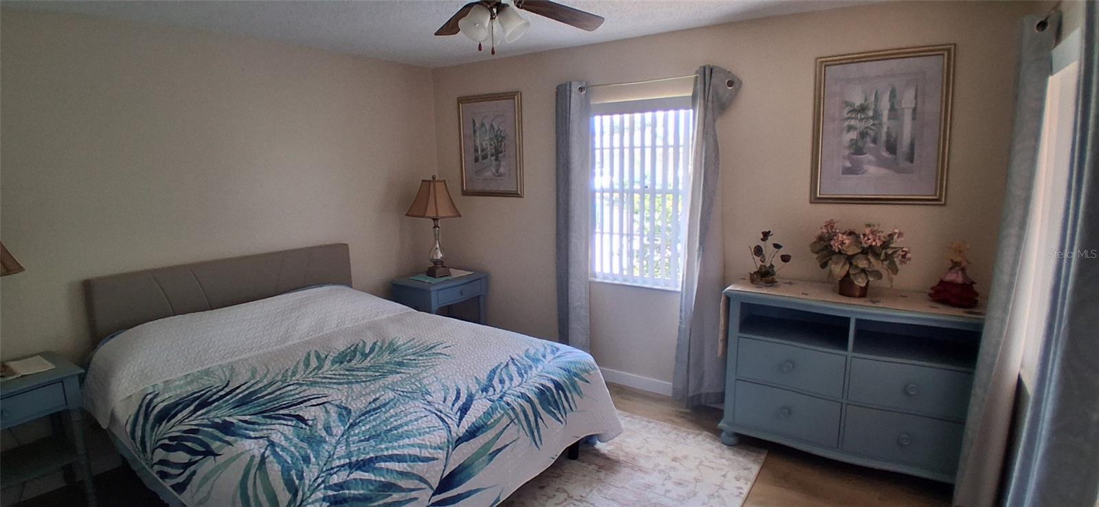 Image 26 of 34 For 441 Rubens Drive E