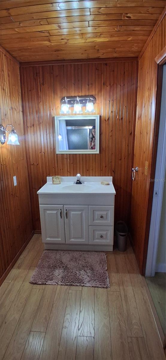 Image 32 of 34 For 441 Rubens Drive E