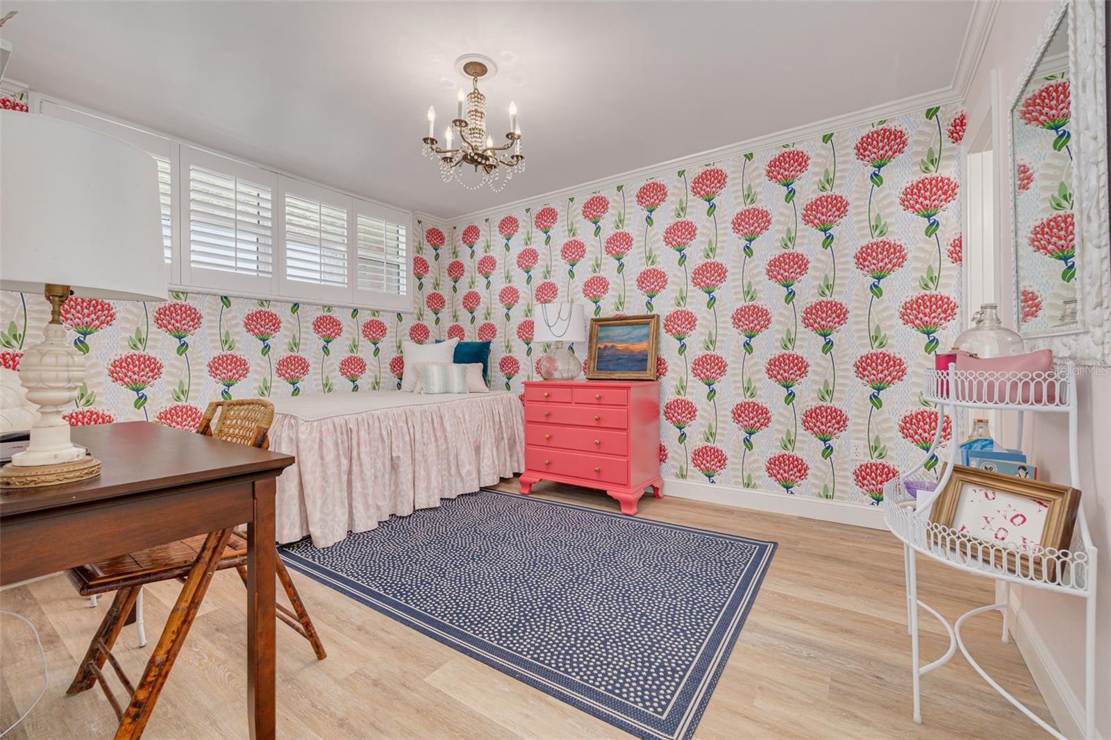 Image 21 of 69 For 8710 Midnight Pass Road 501b