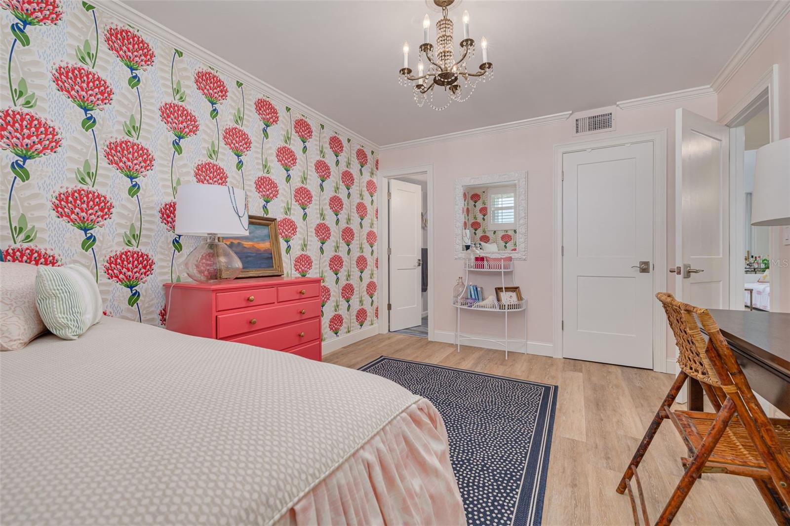 Image 22 of 69 For 8710 Midnight Pass Road 501b