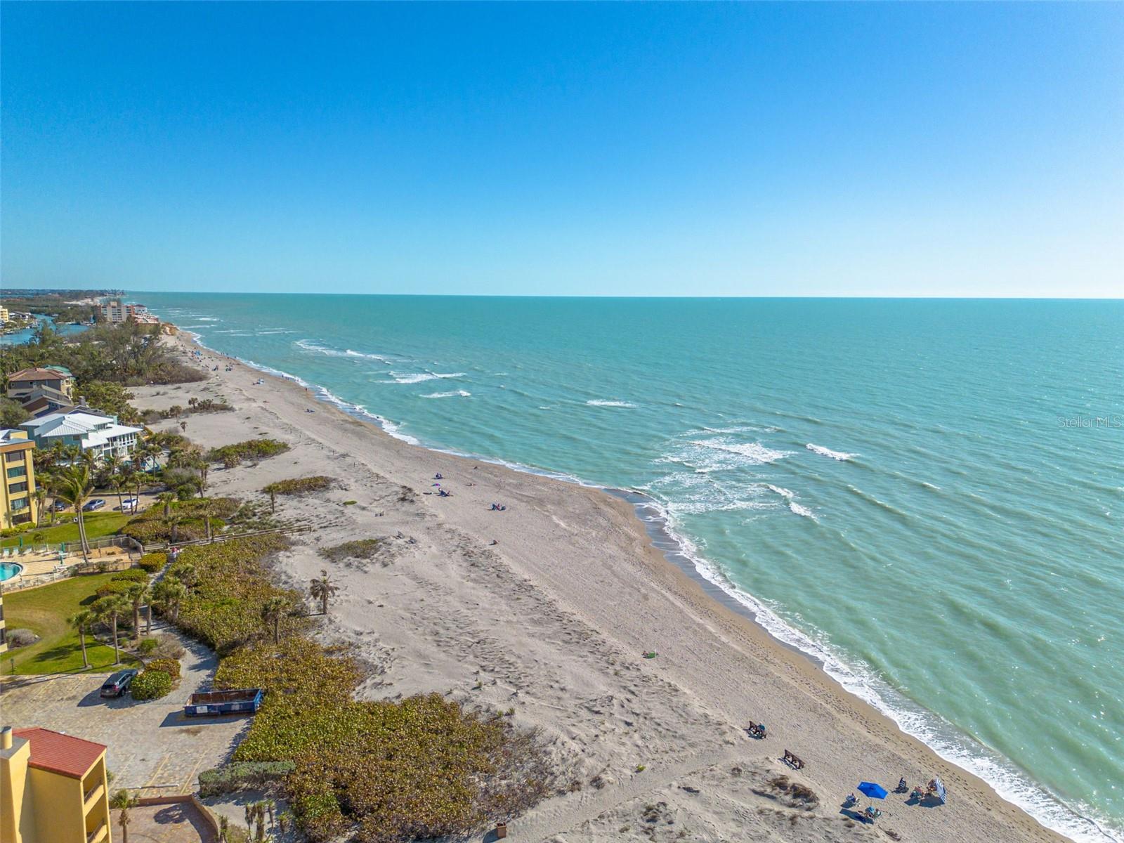 Image 37 of 69 For 8710 Midnight Pass Road 501b