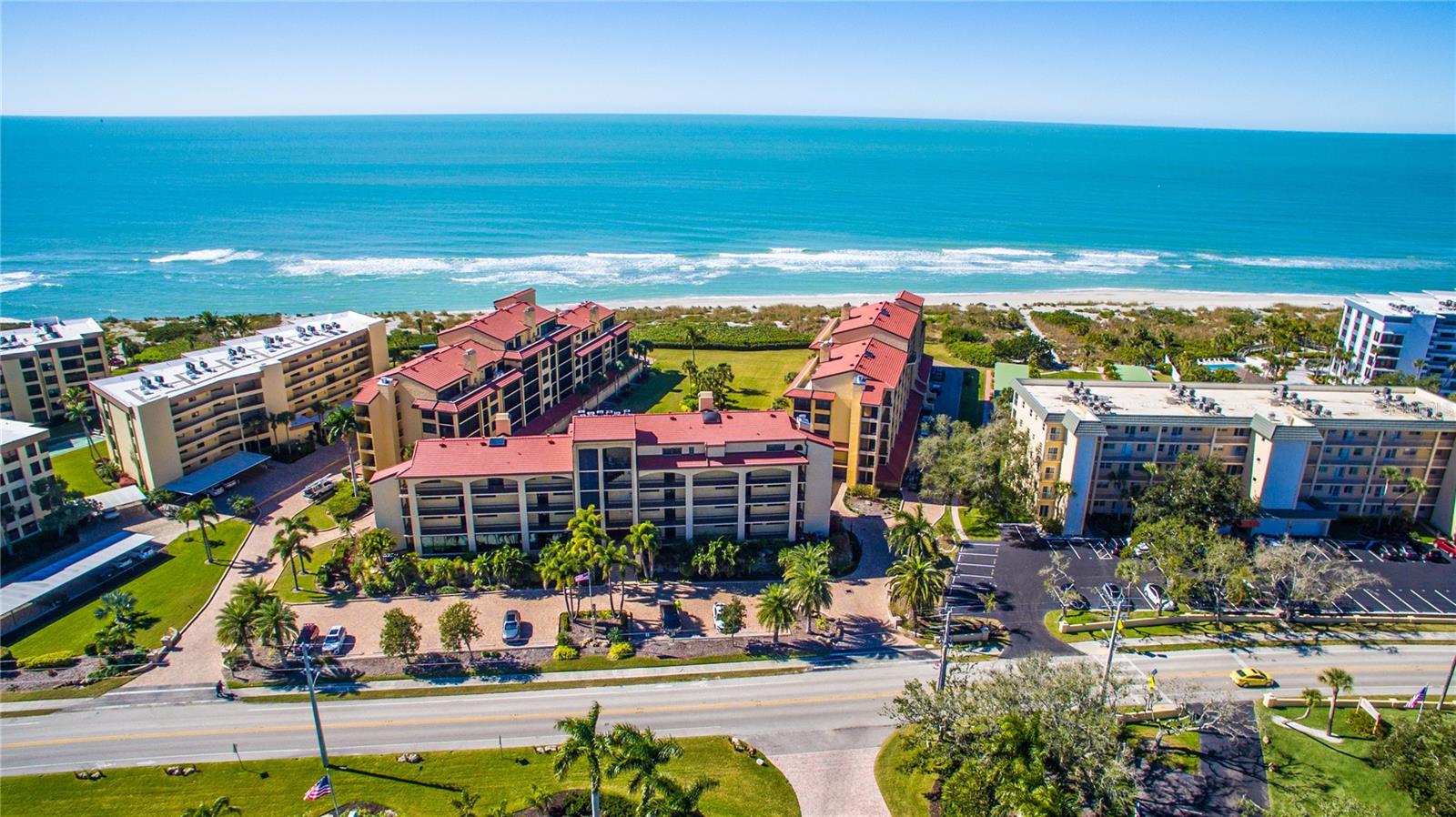 Image 44 of 69 For 8710 Midnight Pass Road 501b