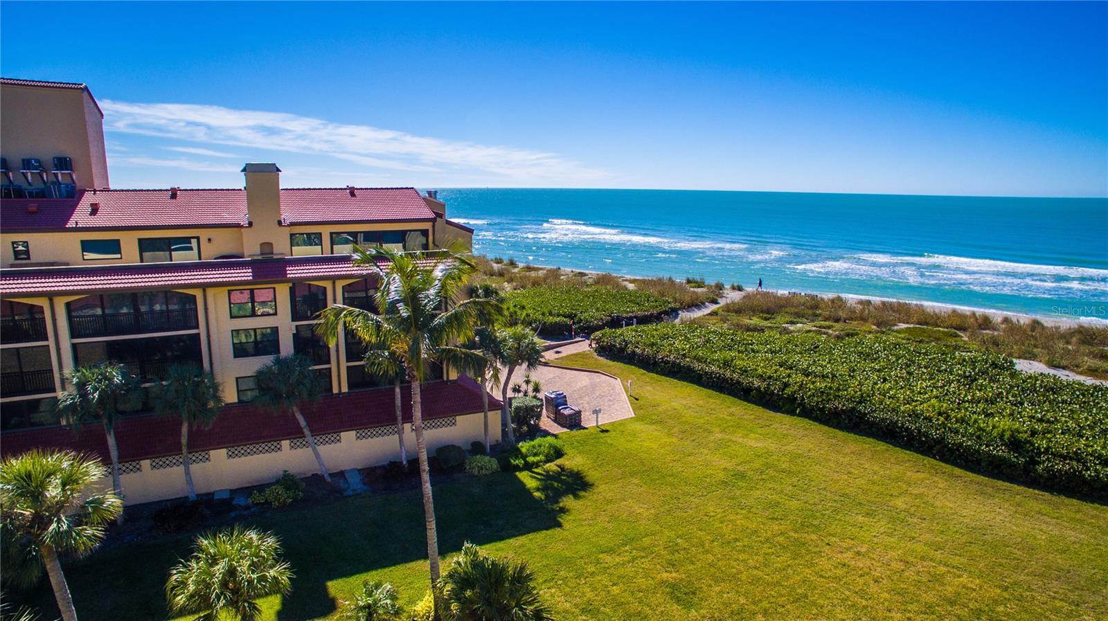 Image 49 of 69 For 8710 Midnight Pass Road 501b