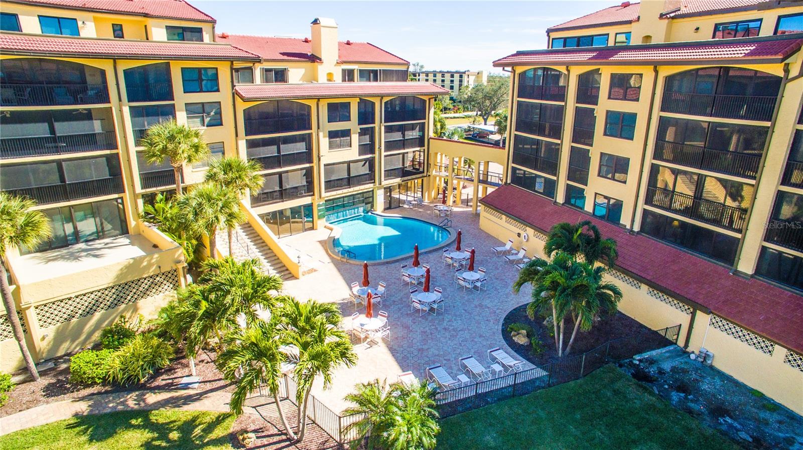 Image 67 of 69 For 8710 Midnight Pass Road 501b