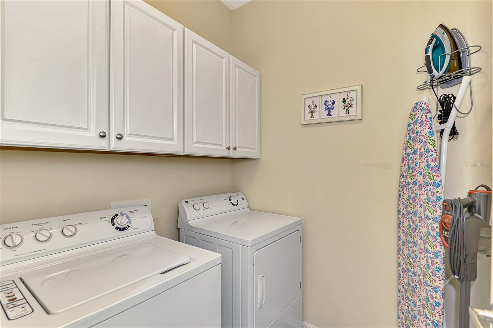 Image 45 of 59 For 4920 Maymont Park Circle