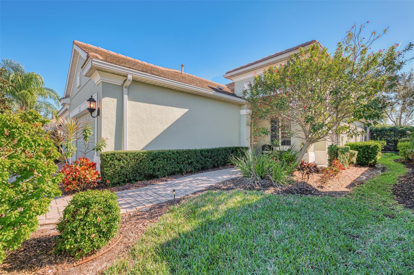 Image 6 of 59 For 4920 Maymont Park Circle