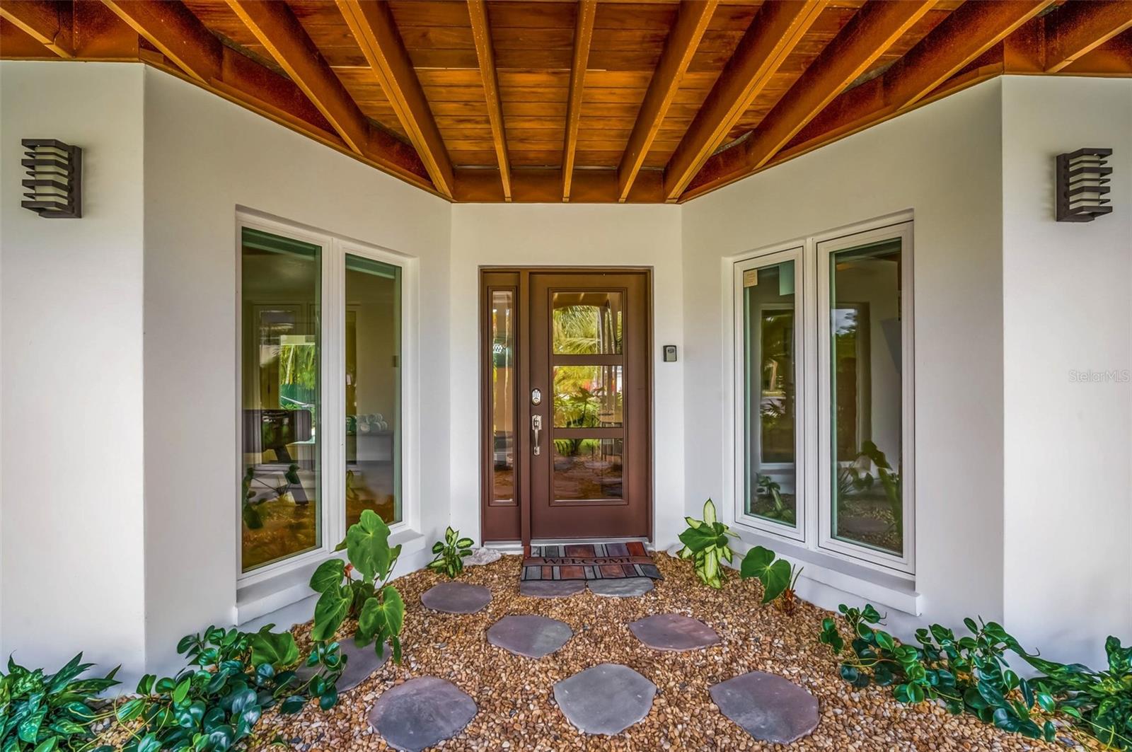 Image 48 of 73 For 5708 Holmes Boulevard