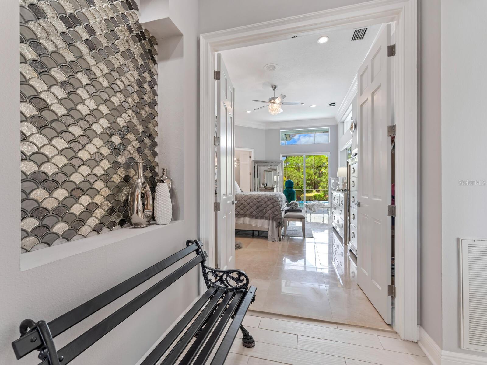 Image 11 of 54 For 8687 Woodbriar Drive