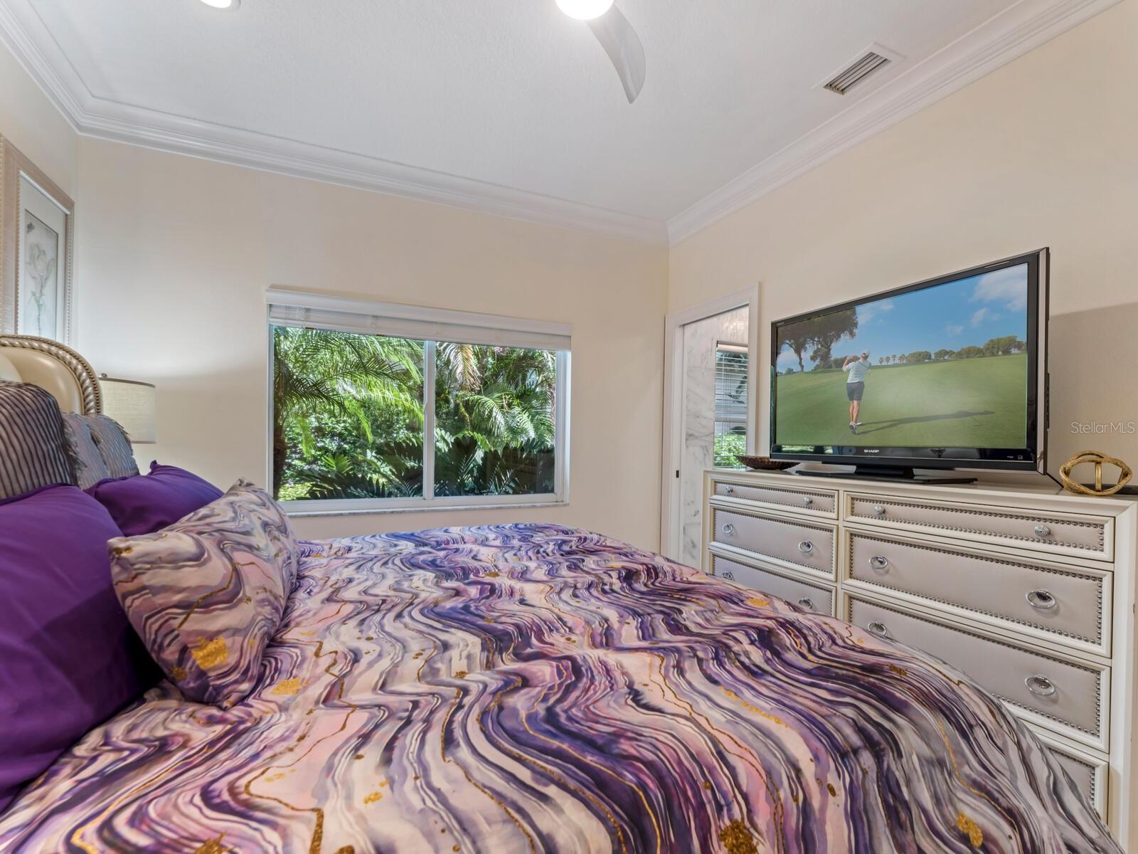 Image 28 of 54 For 8687 Woodbriar Drive