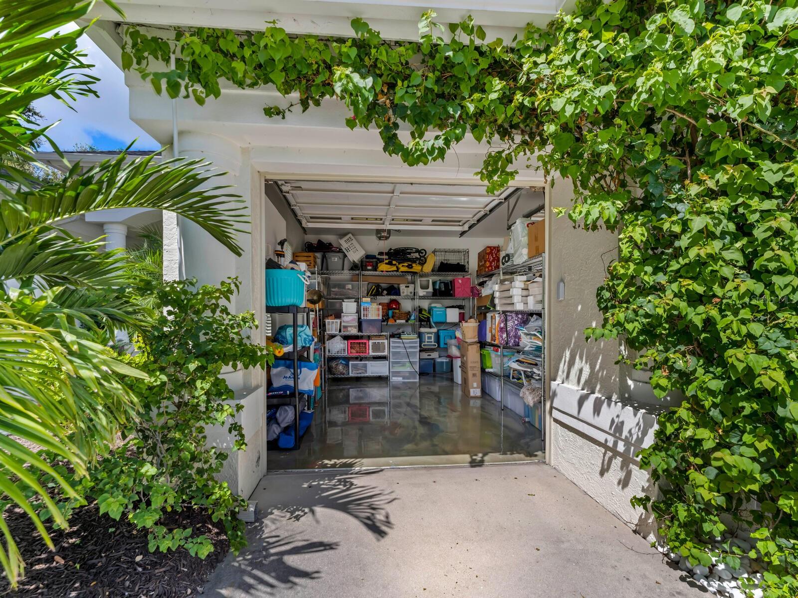 Image 43 of 54 For 8687 Woodbriar Drive