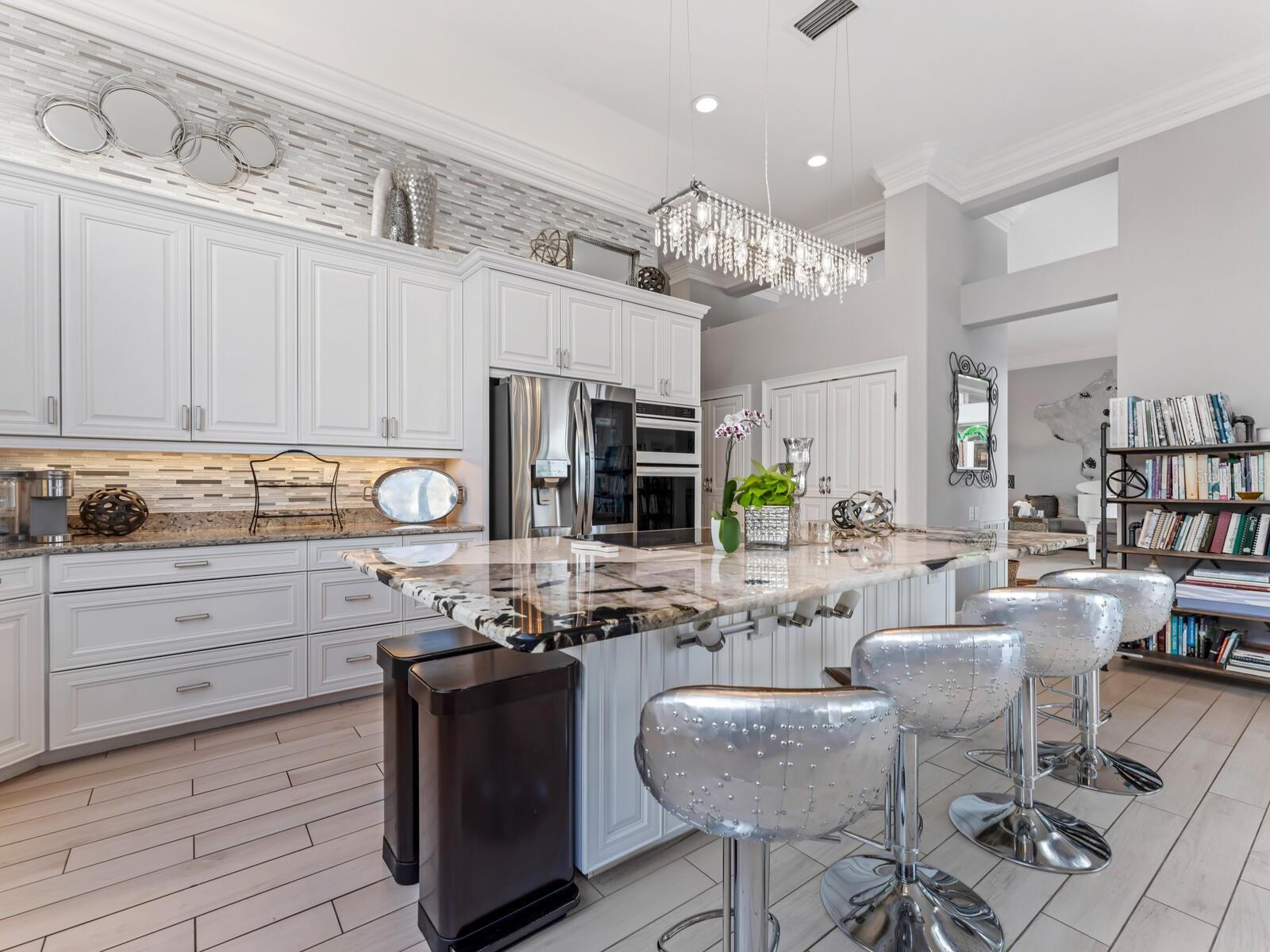 Image 7 of 54 For 8687 Woodbriar Drive