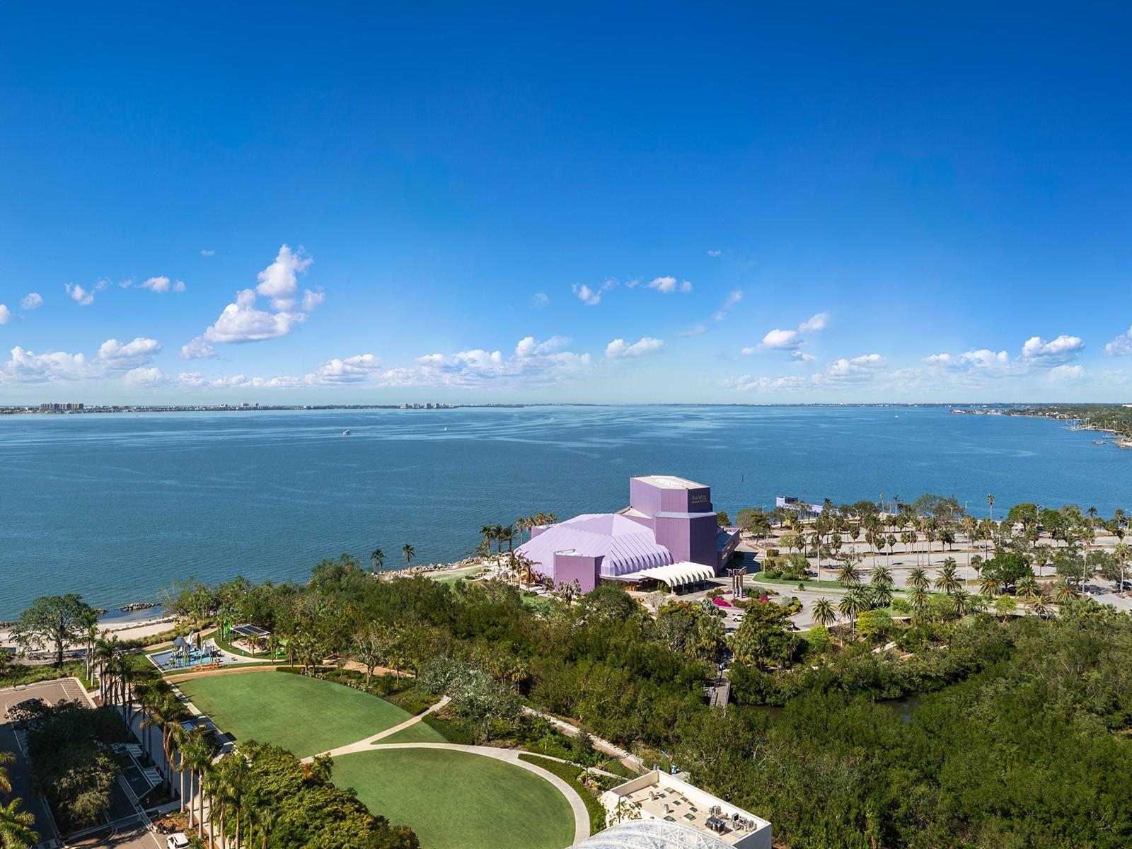 Image 3 of 3 For 1000 Boulevard Of The Arts  1701