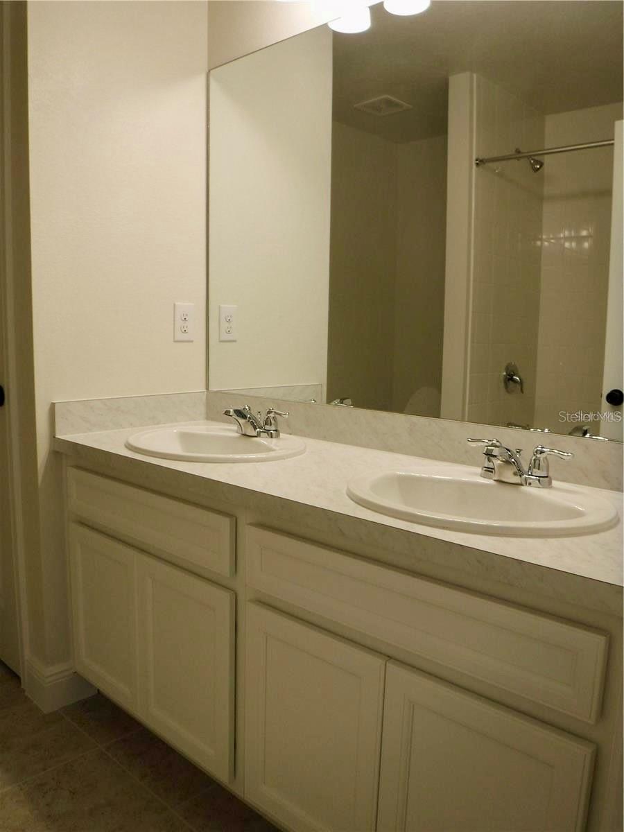 Image 20 of 30 For 11634 Cambium Crown Drive