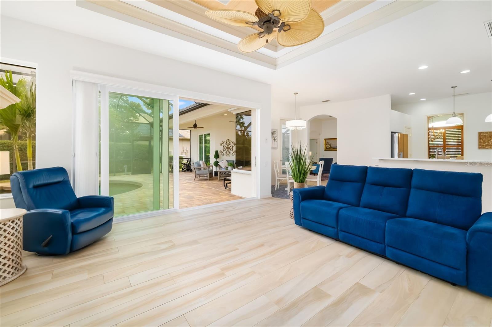 Image 27 of 90 For 11528 Savannah Lakes Drive