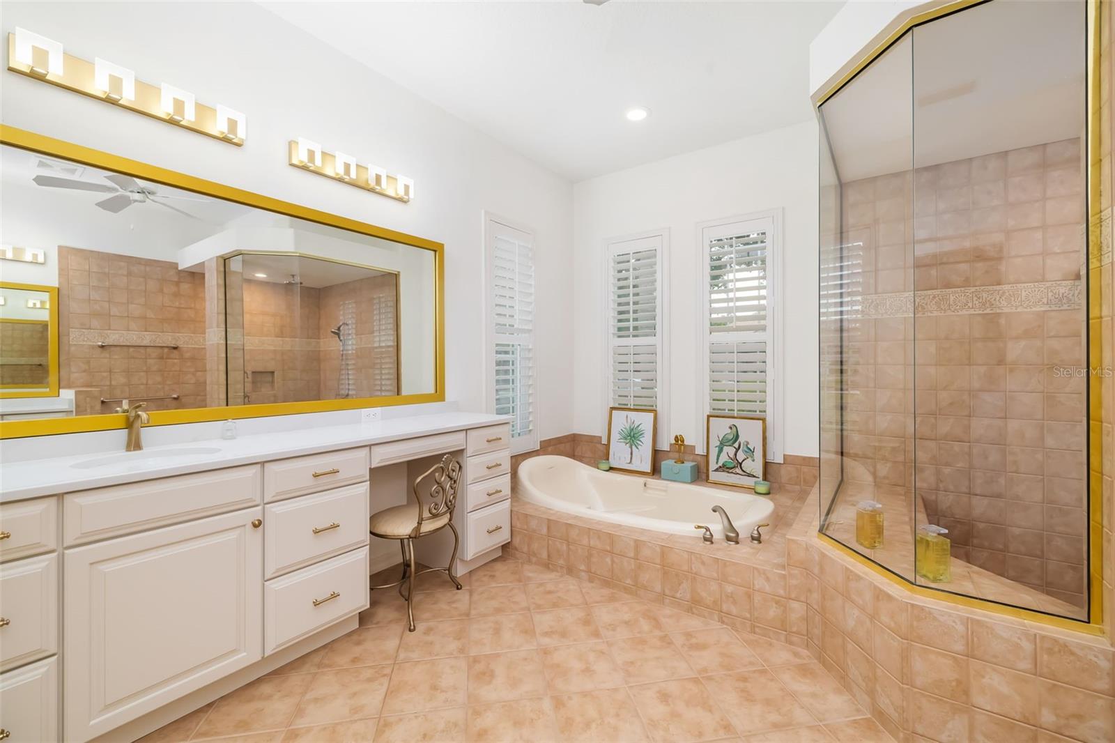 Image 54 of 90 For 11528 Savannah Lakes Drive