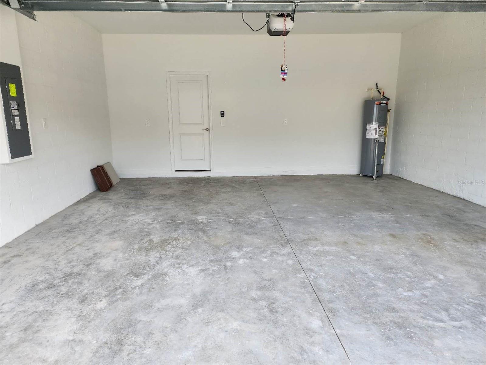 Image 6 of 11 For 8629 Salty Sands Street Street