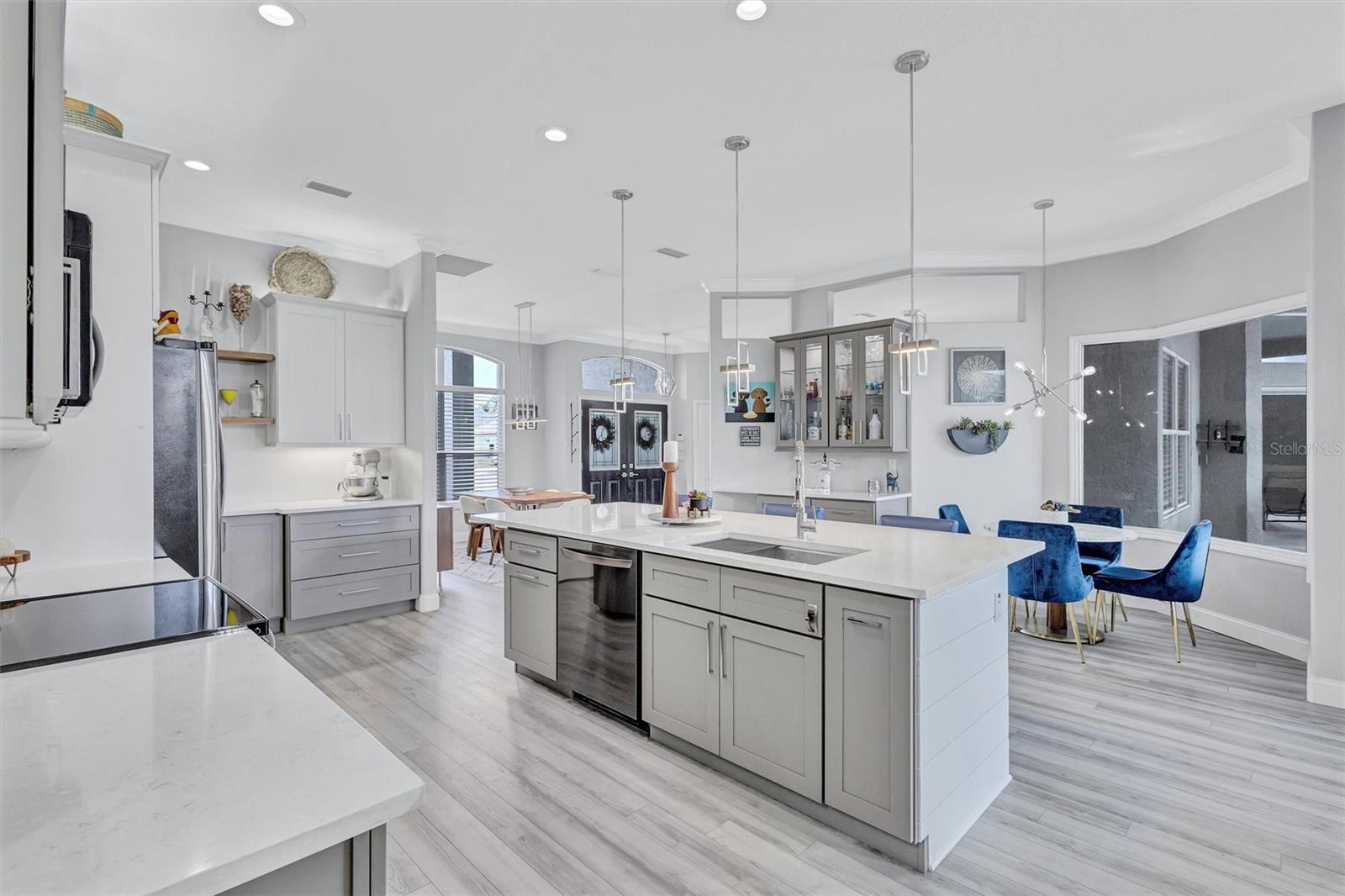 Image 18 of 65 For 8409 29th Street S