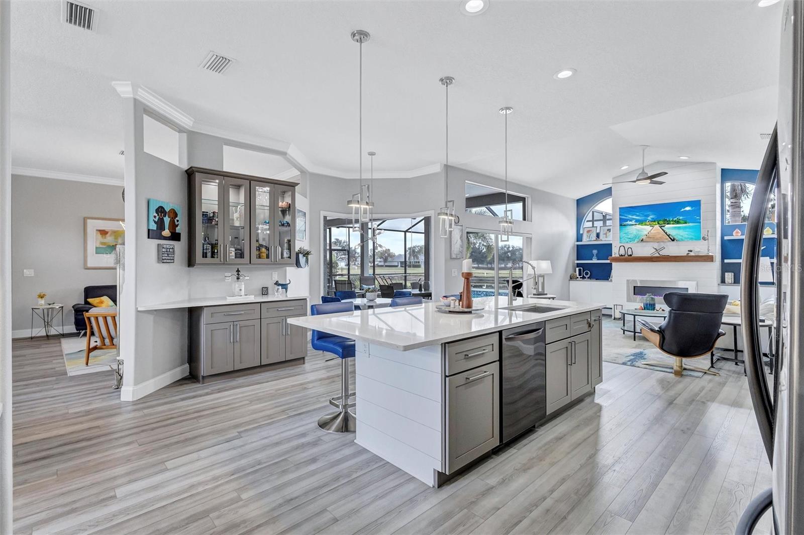 Image 19 of 65 For 8409 29th Street S