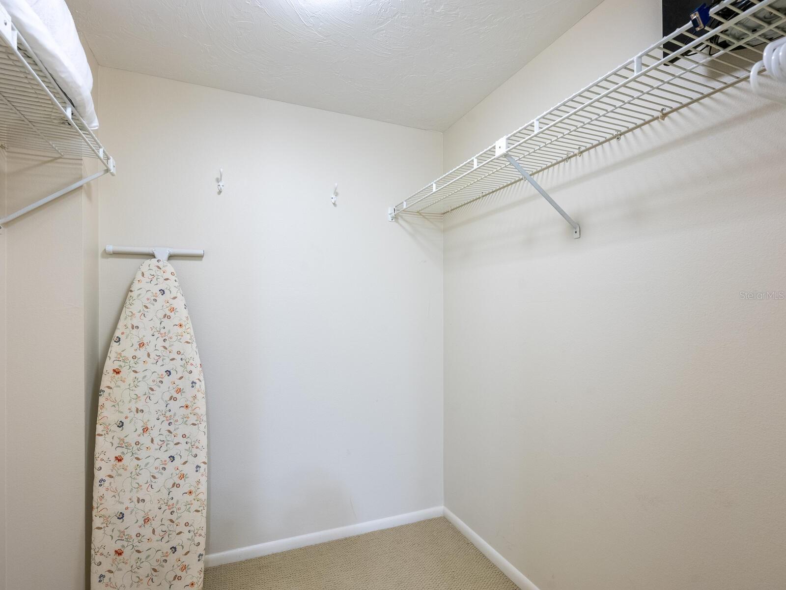 Image 29 of 62 For 5790 Midnight Pass Road 510