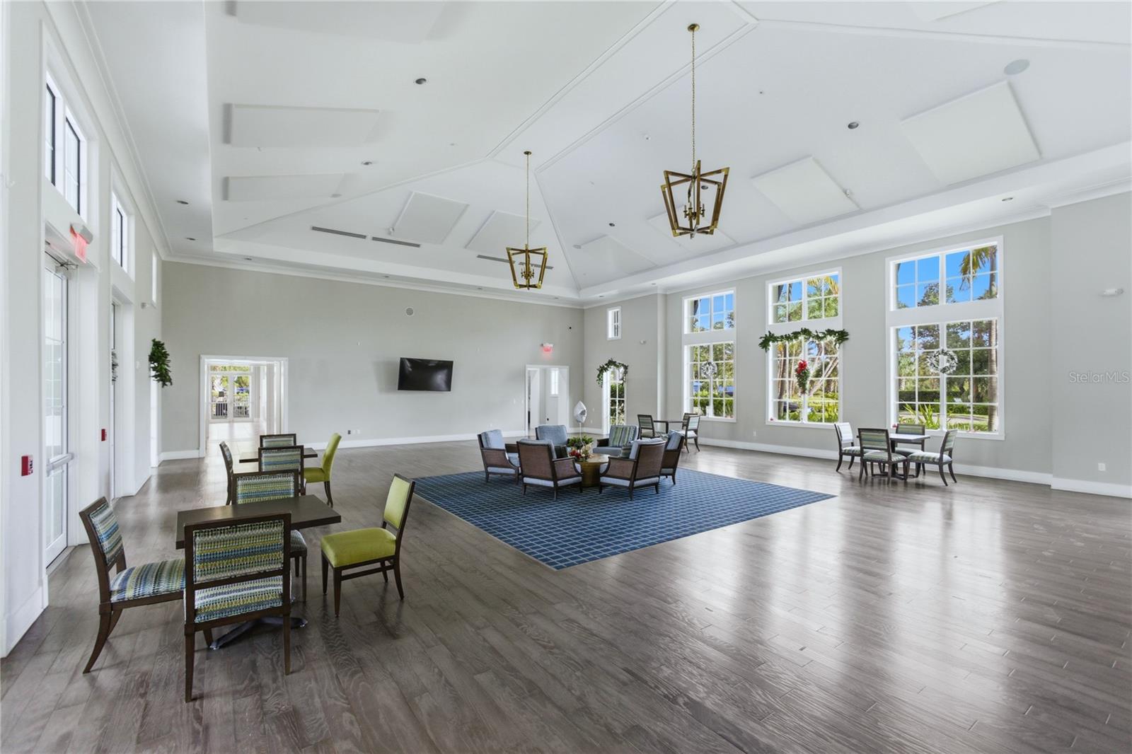 Image 35 of 37 For 12642 Shimmering Oak Circle