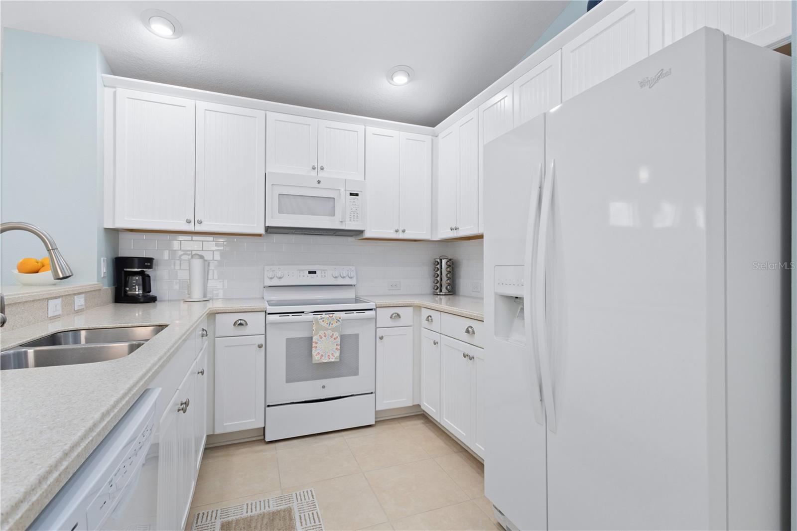 Image 6 of 37 For 12642 Shimmering Oak Circle