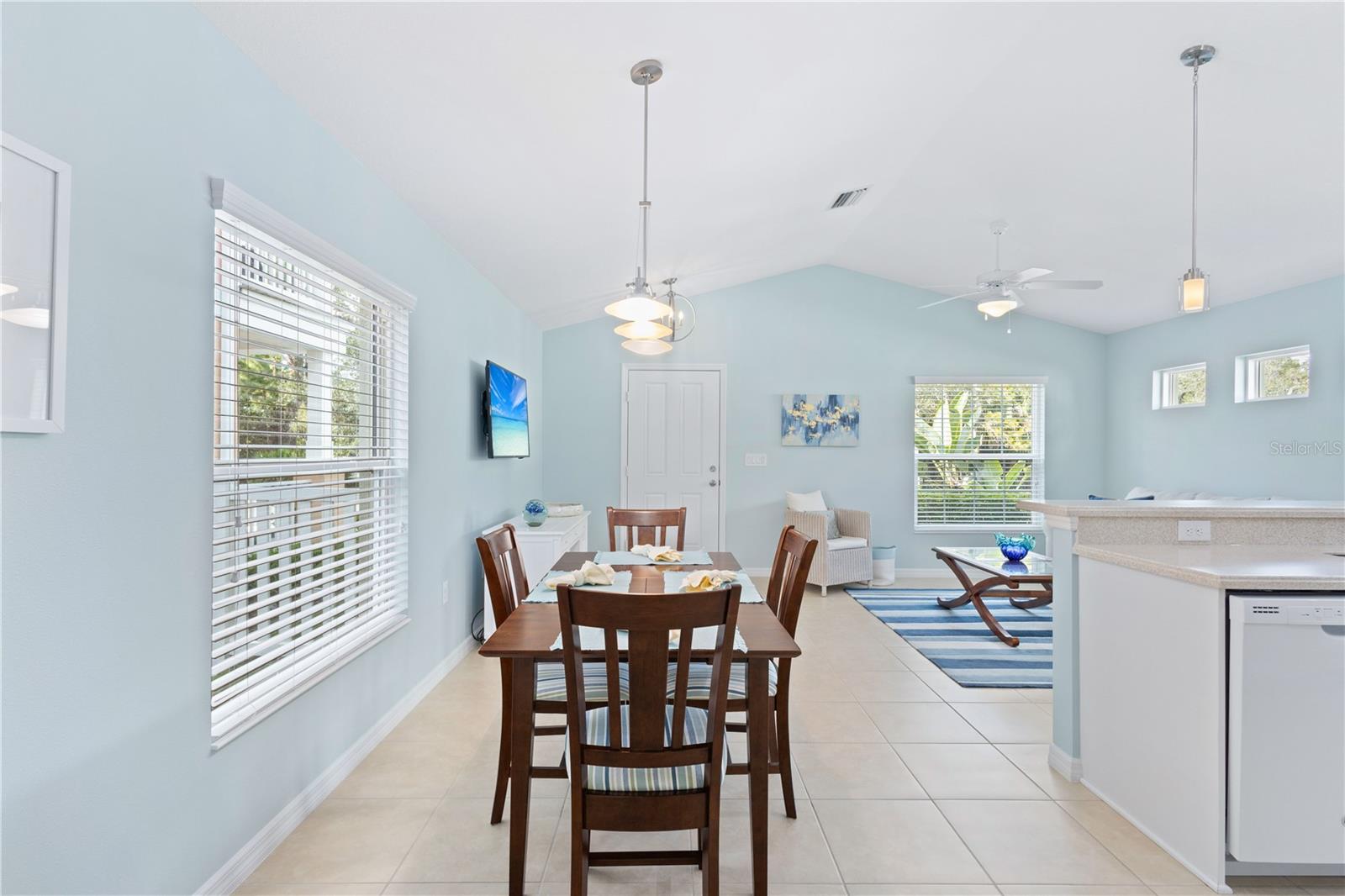 Image 8 of 37 For 12642 Shimmering Oak Circle