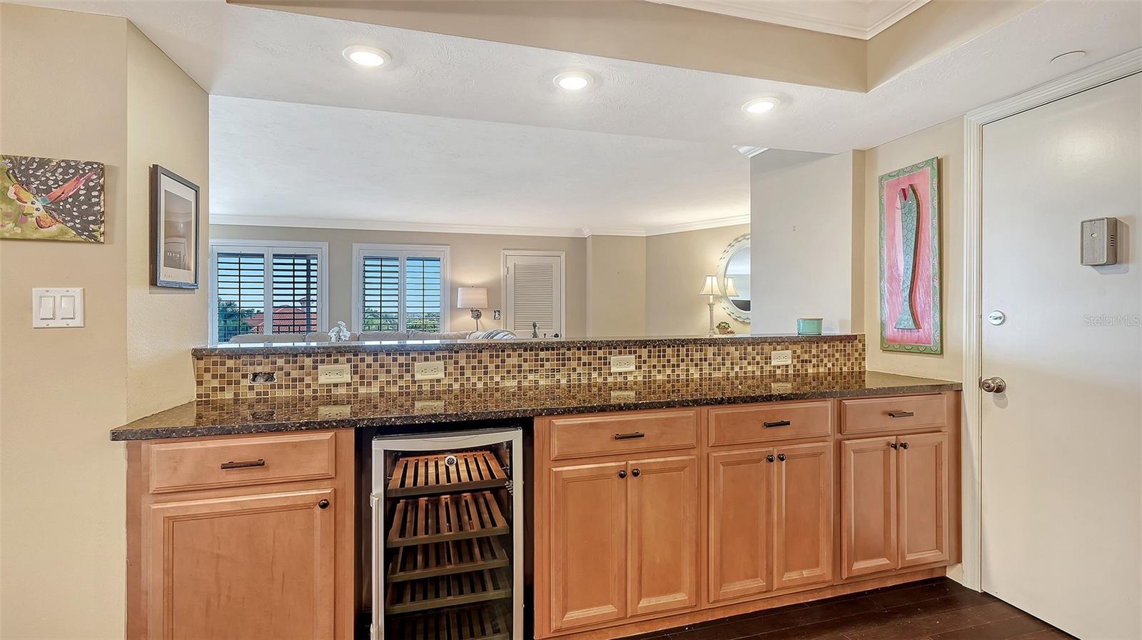 Image 16 of 48 For 1 Benjamin Franklin Drive 55