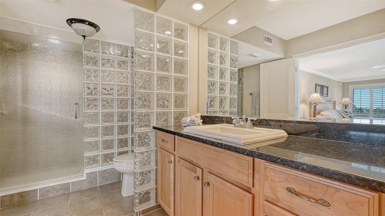 Image 23 of 48 For 1 Benjamin Franklin Drive 55