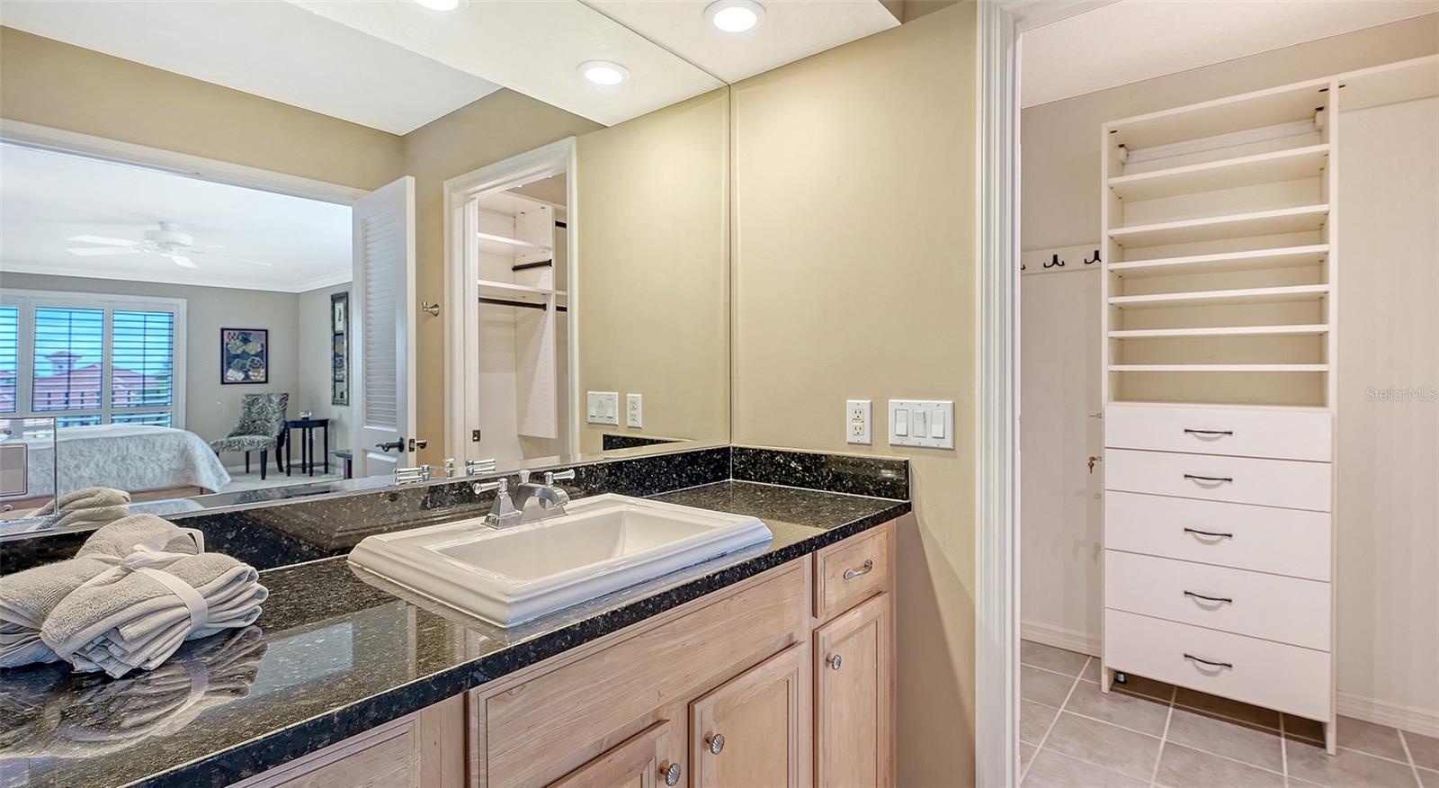 Image 25 of 48 For 1 Benjamin Franklin Drive 55