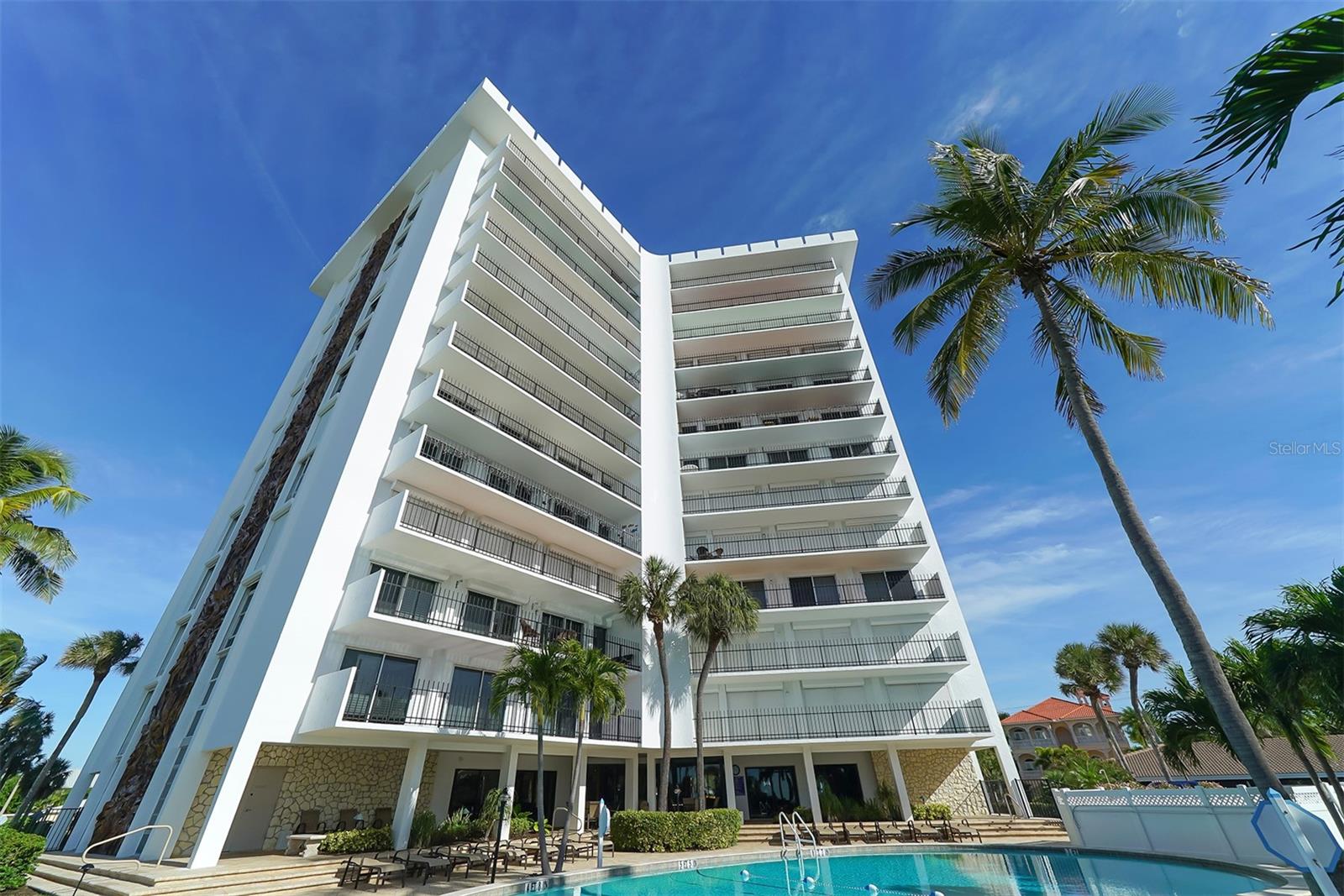 Image 42 of 48 For 1 Benjamin Franklin Drive 55