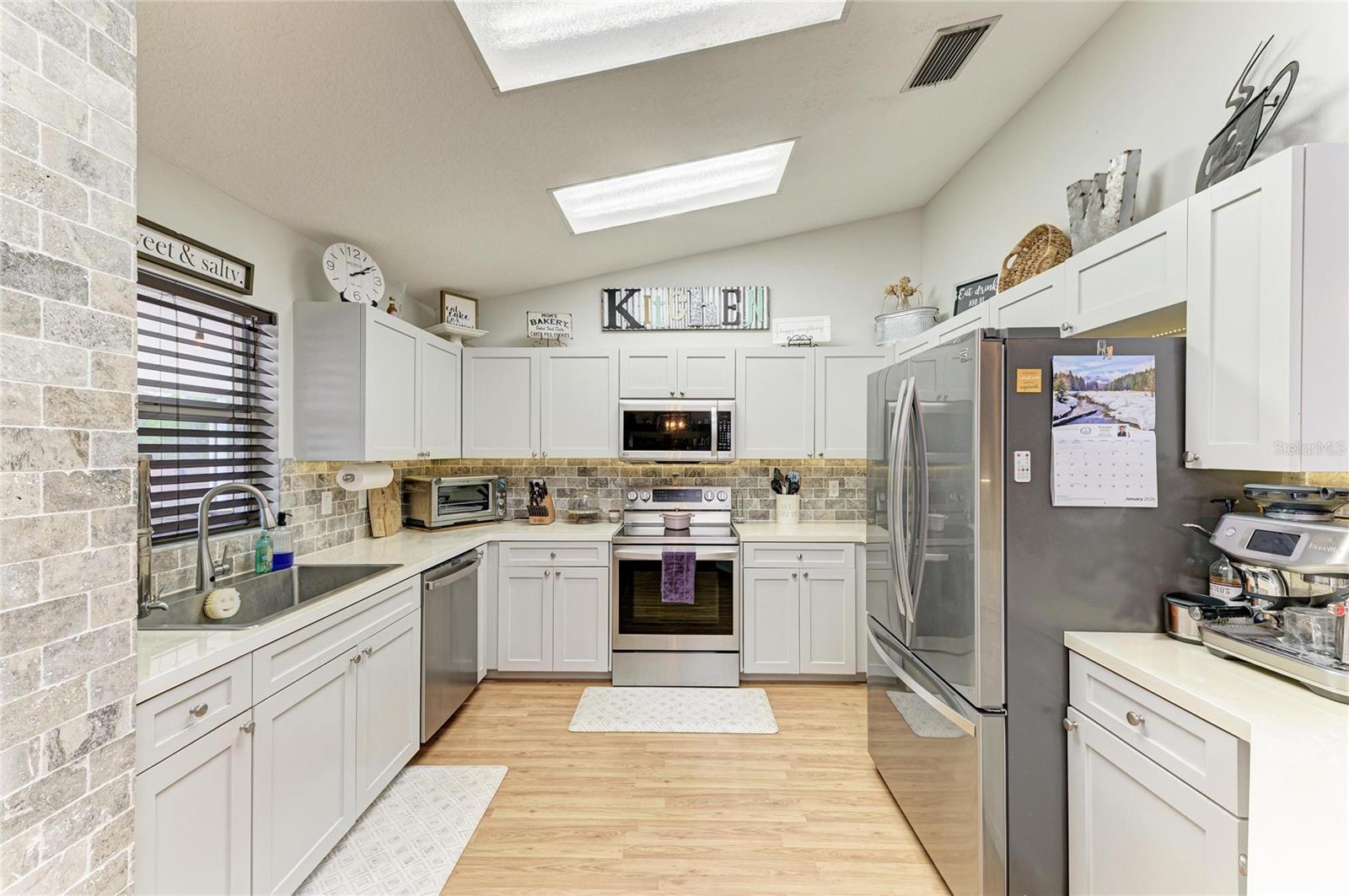 Image 15 of 54 For 22120 26th Avenue E